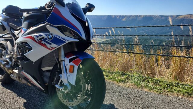 レビュー 新型 2020年式 Bmw S1000rr 一般道だけの感想 装備の紹介も ふくちゃんのブログ